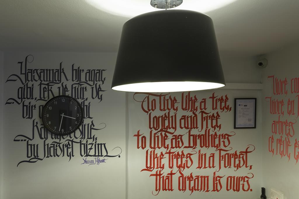 Hush Hostel Moda Istanbul Eksteriør billede