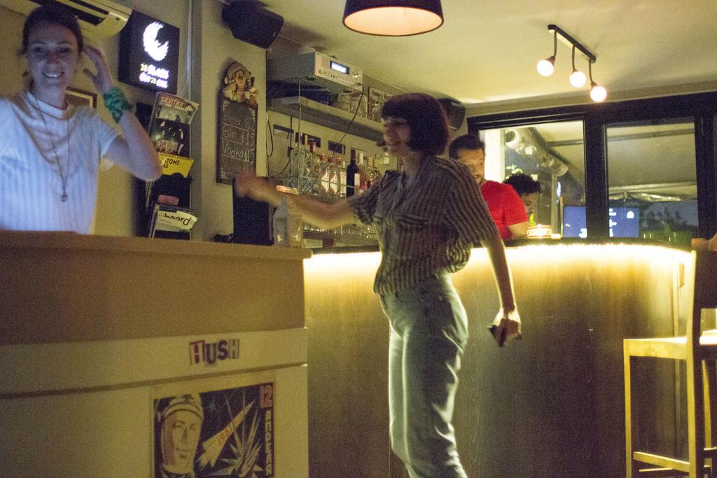 Hush Hostel Moda Istanbul Eksteriør billede
