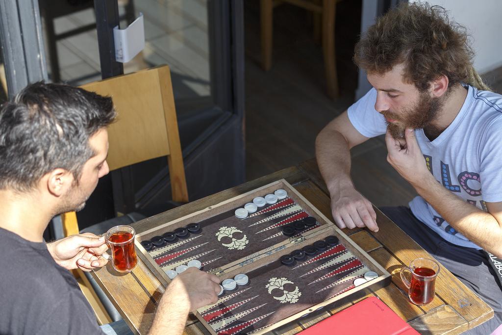 Hush Hostel Moda Istanbul Eksteriør billede