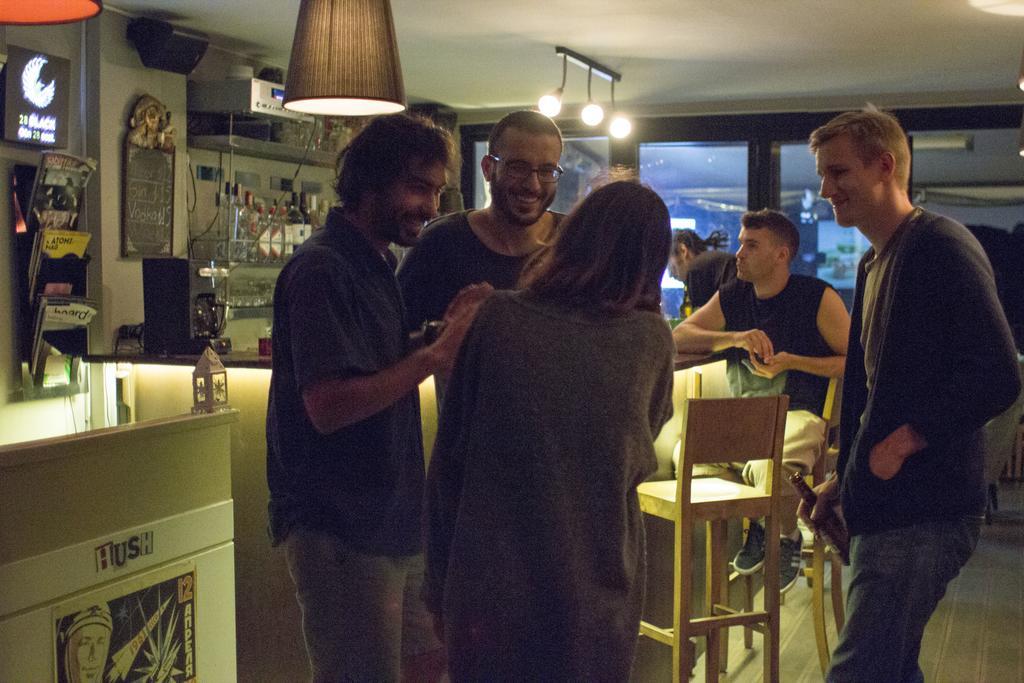 Hush Hostel Moda Istanbul Eksteriør billede