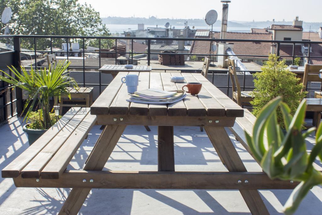 Hush Hostel Moda Istanbul Eksteriør billede